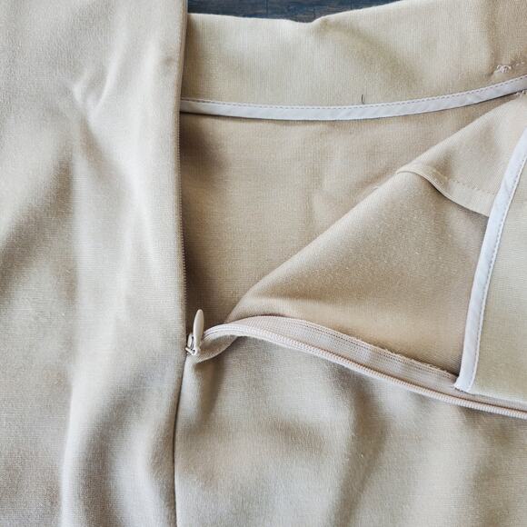 J. McLaughlin Straight Skirt Size 2 - Picture 4 of 9